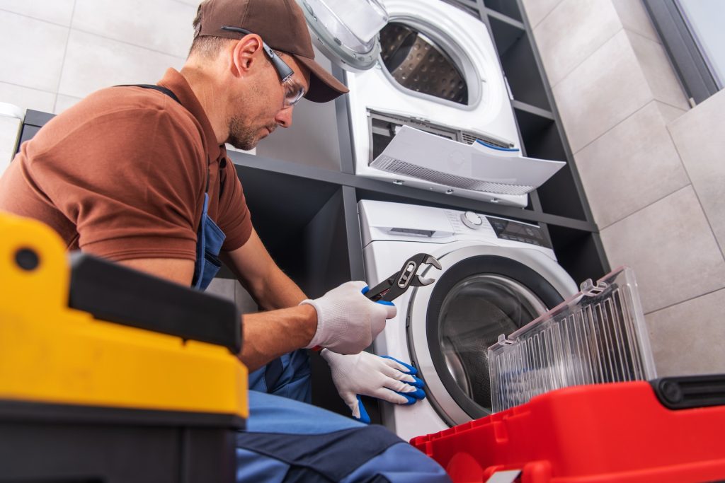 Hilton Appliance technician repairing Washing Machine in Fremantle